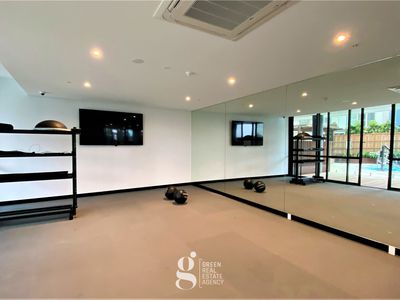 1103 / 8 Chambers Court, Epping