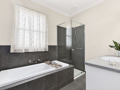 21 Elizabeth Street, Belmont