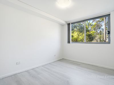13 / 8 Marlborough Road, Homebush West