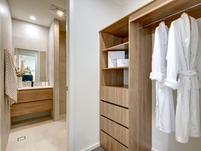 19E Sutton Avenue, Seacombe Gardens