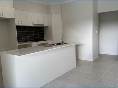 2 Glasspond Street, Chisholm