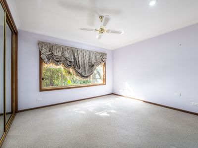 16 Ingrid Place, Dubbo