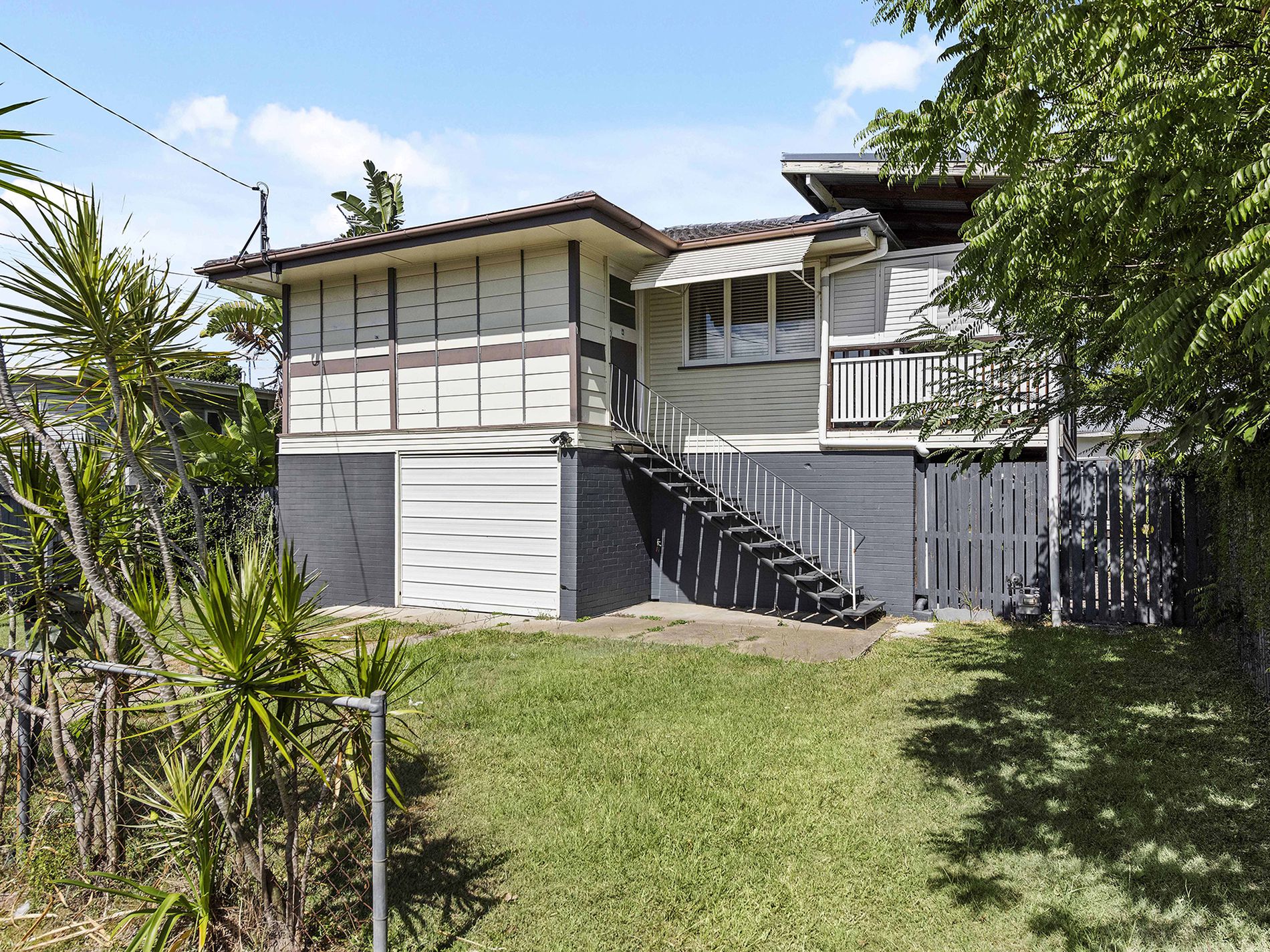 11 Almora Street, Wooloowin