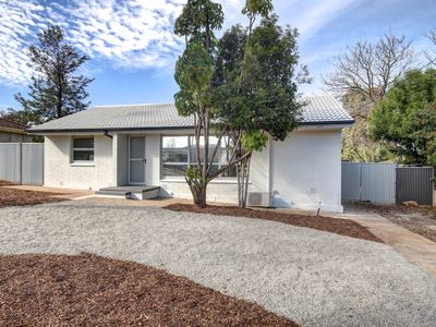 24 Eustace Crescent, Christie Downs