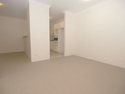 3 / 5 Figtree Avenue, Abbotsford