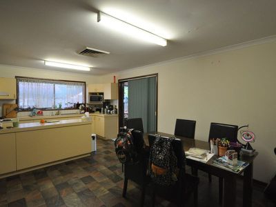 5 Rudall Avenue, Newman