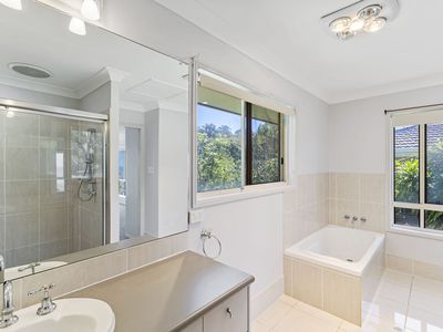 9 Mcgregor Terrace, Beachmere