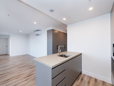 1704 / 49 Furzer Street, Phillip
