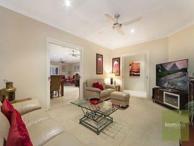 11 Rivergreen Circuit, Douglas