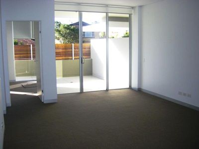 2 / 11-15 Pleasant Avenue, North Wollongong