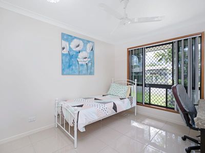 2 Sandys Pl, Kawana