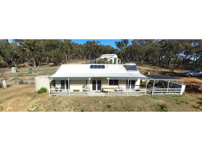 226 James White Drive, Fosters Valley