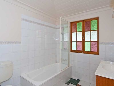 9A Queen Street, Newtown