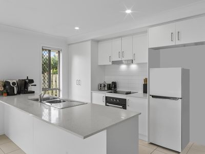 6 Fernwood Road, Morayfield