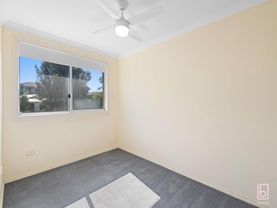 7 / 61 Main Road, Toukley
