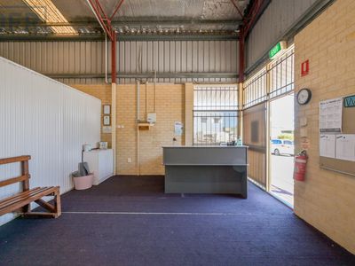 1 / 4 Pusey Road, Cockburn Central