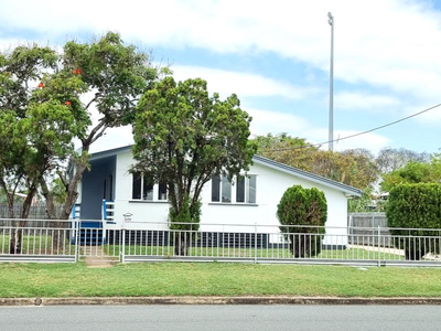 13 Kianga, Barney Point