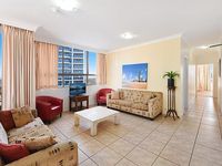11 / 18 Orchid Avenue, Surfers Paradise