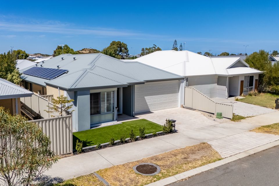 18 Yandal Way, Golden Bay