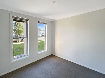 62 Champagne Drive, Dubbo