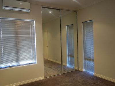 33D Apara Way, Nollamara