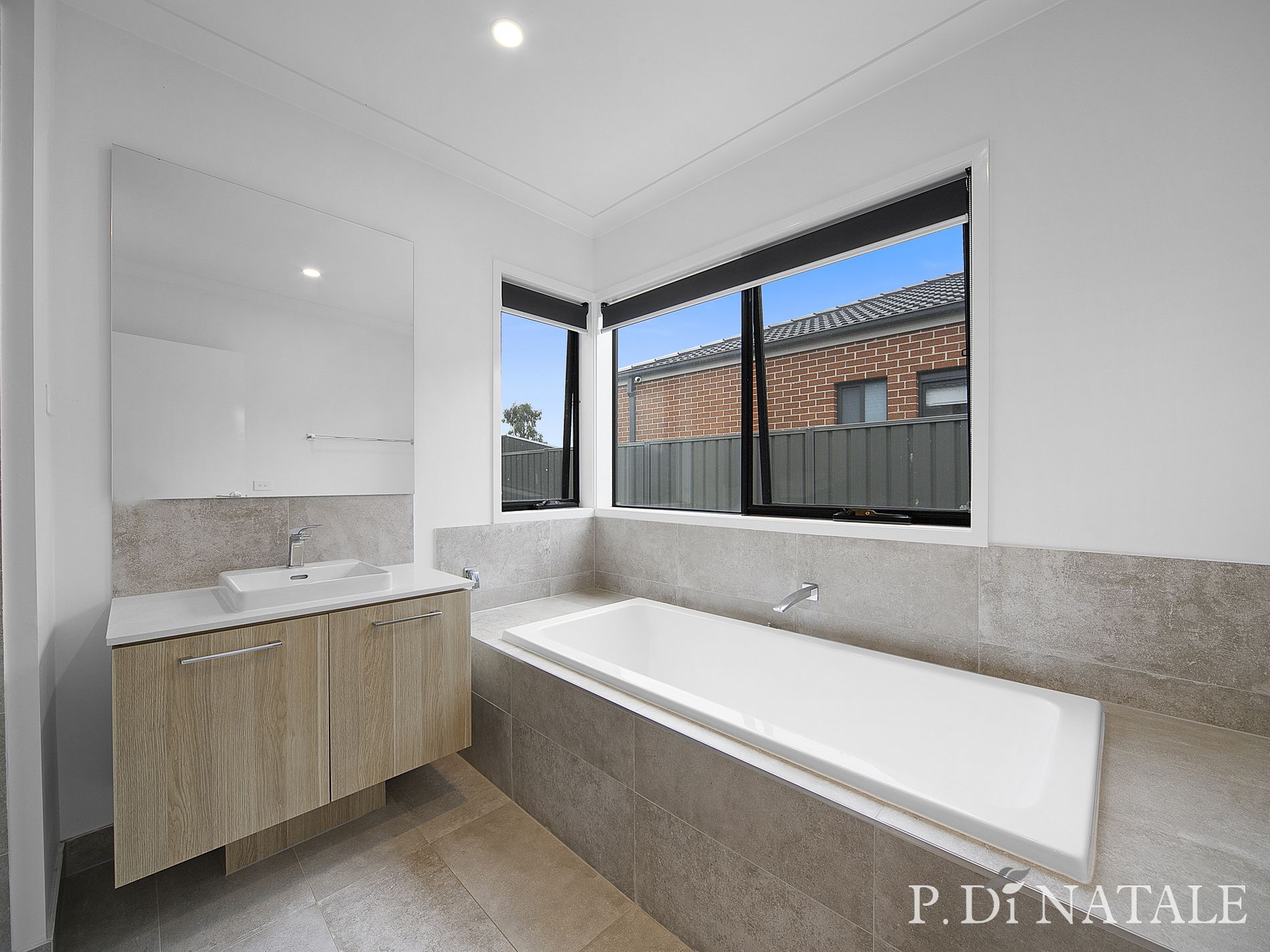 50 Atherstone Boulevard, Strathtulloh