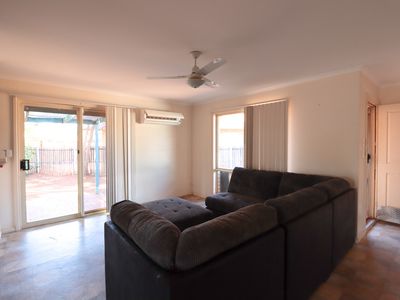 18 / 35 Egret Crescent, South Hedland