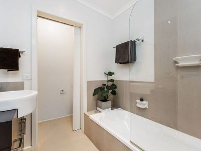 30 Fern Grove, Rye