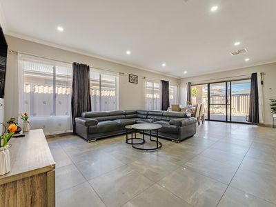 52 Bucker Street, Whitby