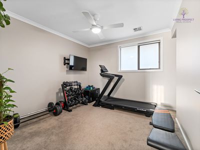 16 Outrigger Court, Point Cook