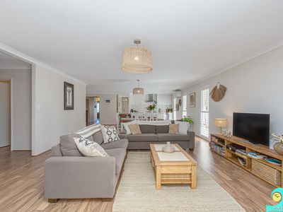 178 Lagoon Drive, Yanchep