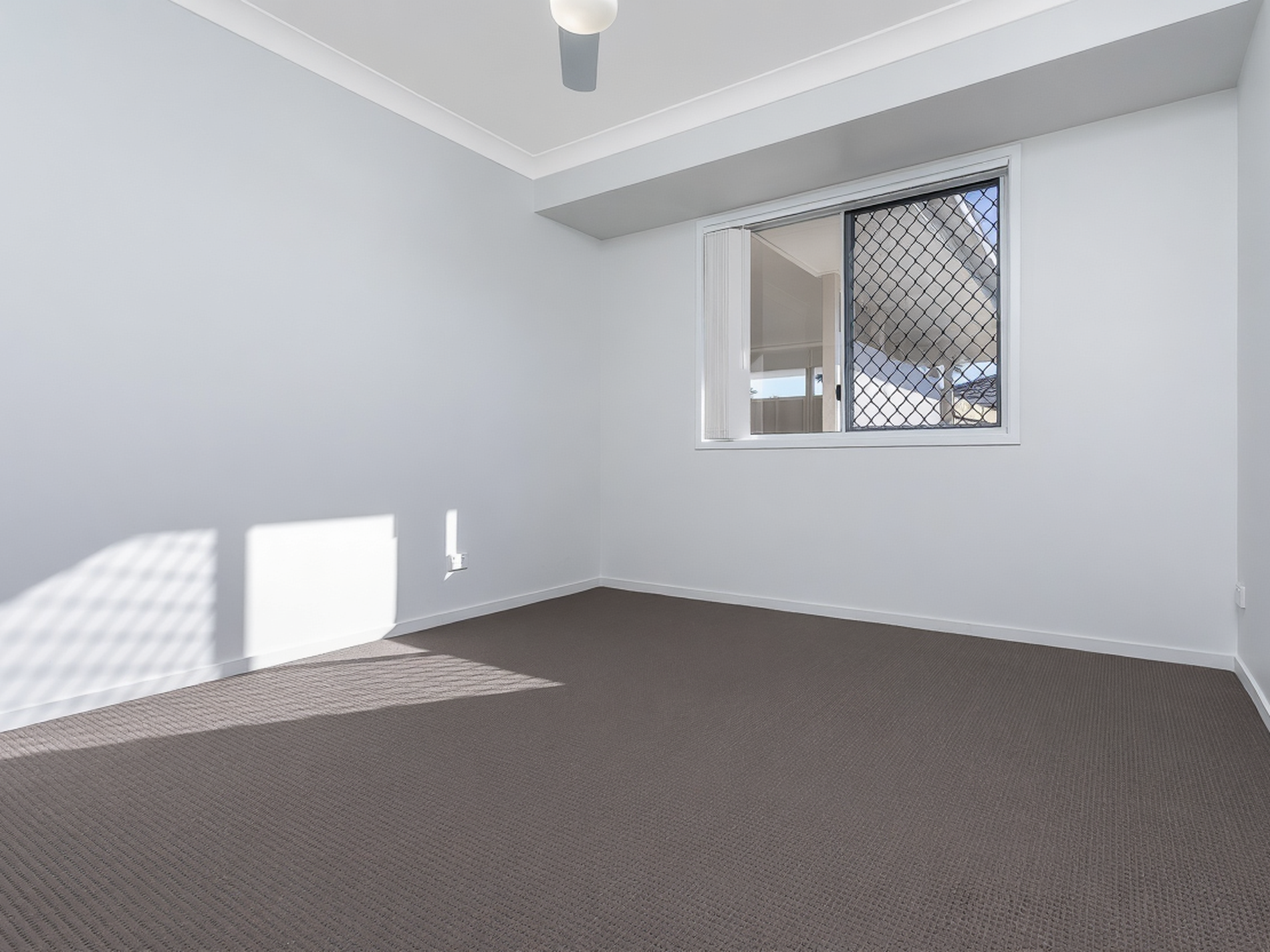 4 Skylark Court, Kallangur
