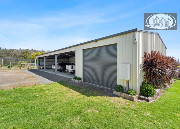 231 Golf Course Road, Heywood