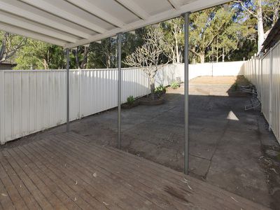 94 Lake Entrance Road, Oak Flats