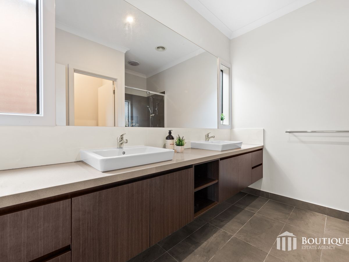 69 Villager Street, Cranbourne East