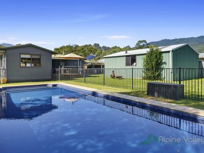 29 Simmonds Creek Road, Tawonga South