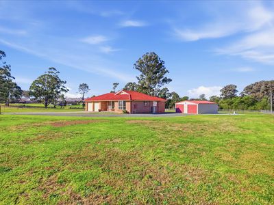 15 Dennis Street, Thirlmere