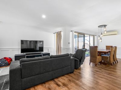 24 MANLY CRESCENT, Warnbro