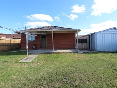 18 Burleigh Drive, Grovedale