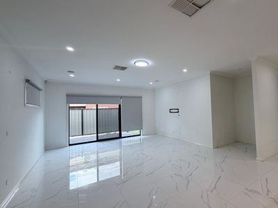 7 Canal Way, Craigieburn