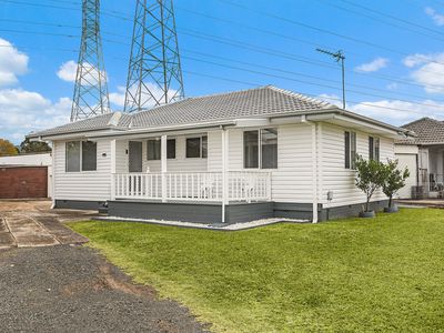 42 Eleebana Crescent, Koonawarra