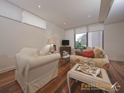 117 / 21 State Circle, Forrest