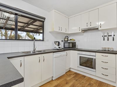 3 Chaffeys Drive, Dodges Ferry