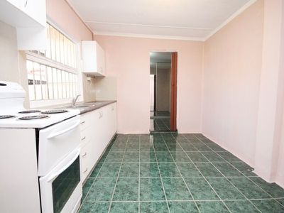 1 / 886 Canterbury Road, Lakemba