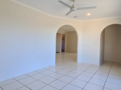 2 Mahala Court, Rochedale South