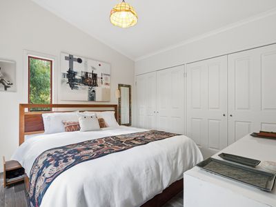 9 Glovers Road, Deep Bay