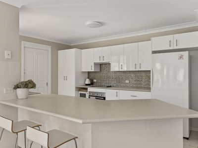 14 Price Parkway, Milton