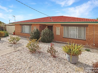 14 Caroline Street, Horsham