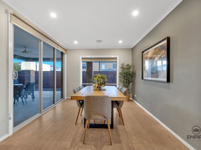 28 Viewbright Road, Clyde North