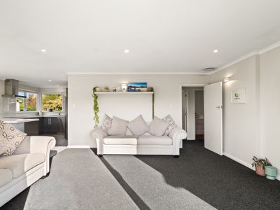 15 Kennedy Road, Fairfield